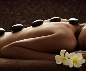 Massage shiatsu aux pierres chaudes